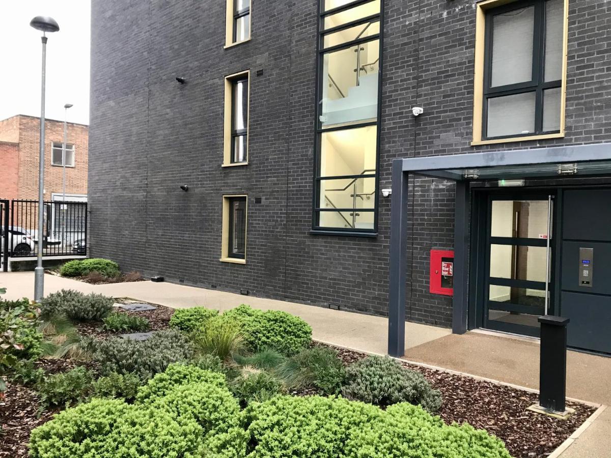 Modern Apartment Near Bullring Birmingam Exterior foto
