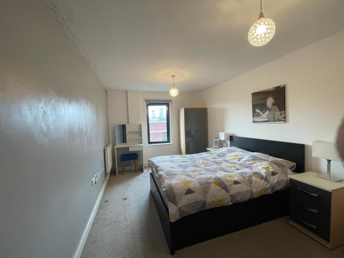 Modern Apartment Near Bullring Birmingam Exterior foto